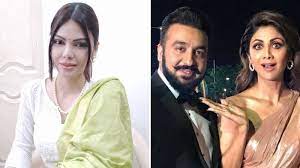Sherlyn Chopra attacked Shilpa Shetty