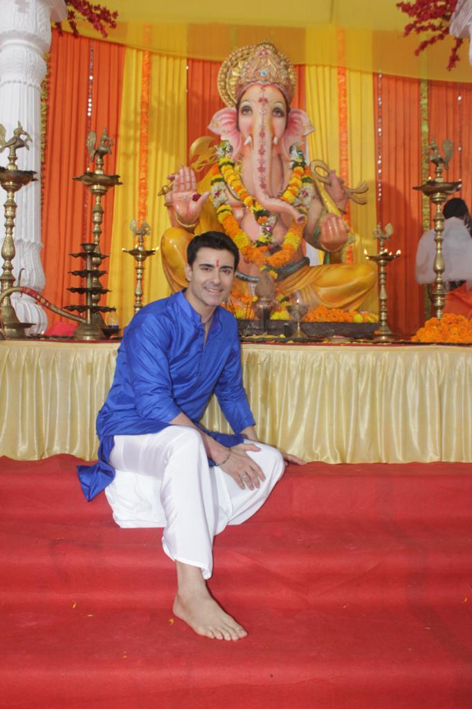 Devon Ke Dev Ganesh Song starring Gautam Rode released