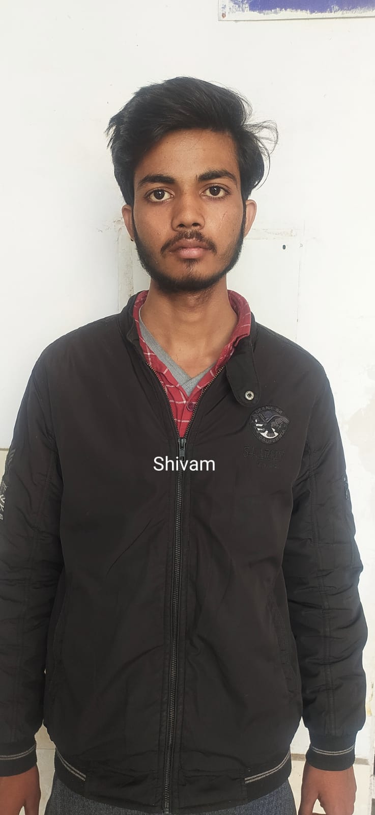 02 illegal liquor smugglers arrested by police station sector 58