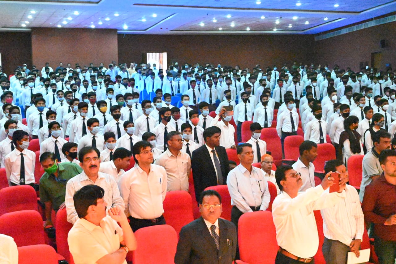 Honorable Governor visited Netarhat Residential School, Netarhat