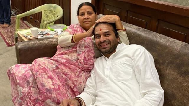 Tej Pratap Yadav said that despite being the first entitled to the inheritance, he had made the younger brother the claimant of the Chief Minister.