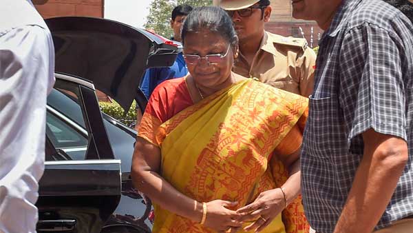 NDA's presidential choice Draupadi Murmu reached Ranchi for nomination
