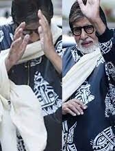 Amitabh Bachchan met his fans by tying 'desi gamcha' on his injured hand